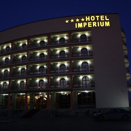 Hotel Imperium Suceava Buitenkant foto